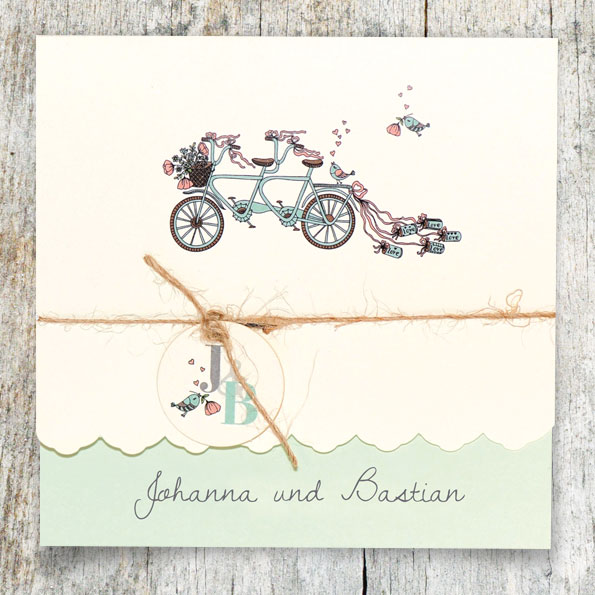 Vergrößerte Abbildung der Einladungskarte Abbildung der geschlossenen ländlichen Hochzeitseinladungen